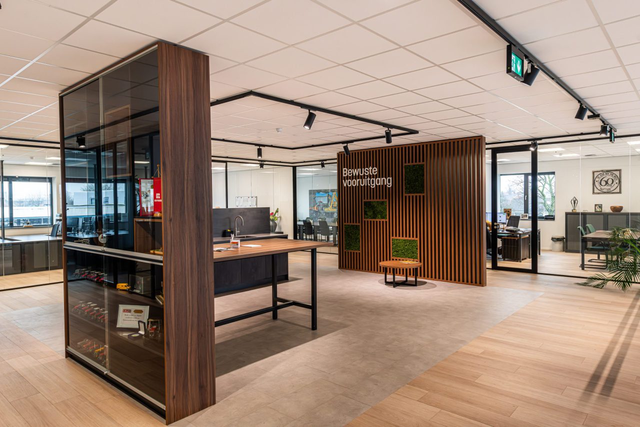Maatwerk kantoorinrichting debazis design and build projectbouw